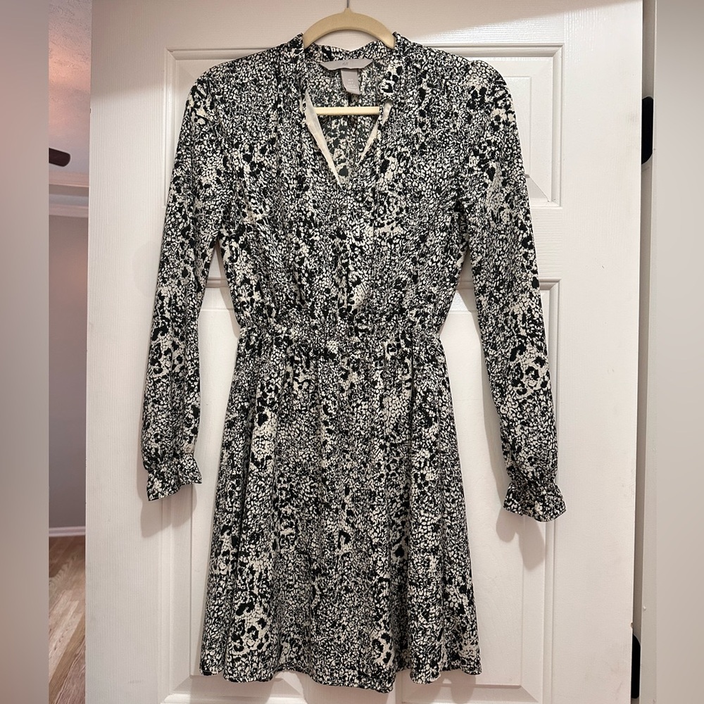 H&M black and white dress , size 0